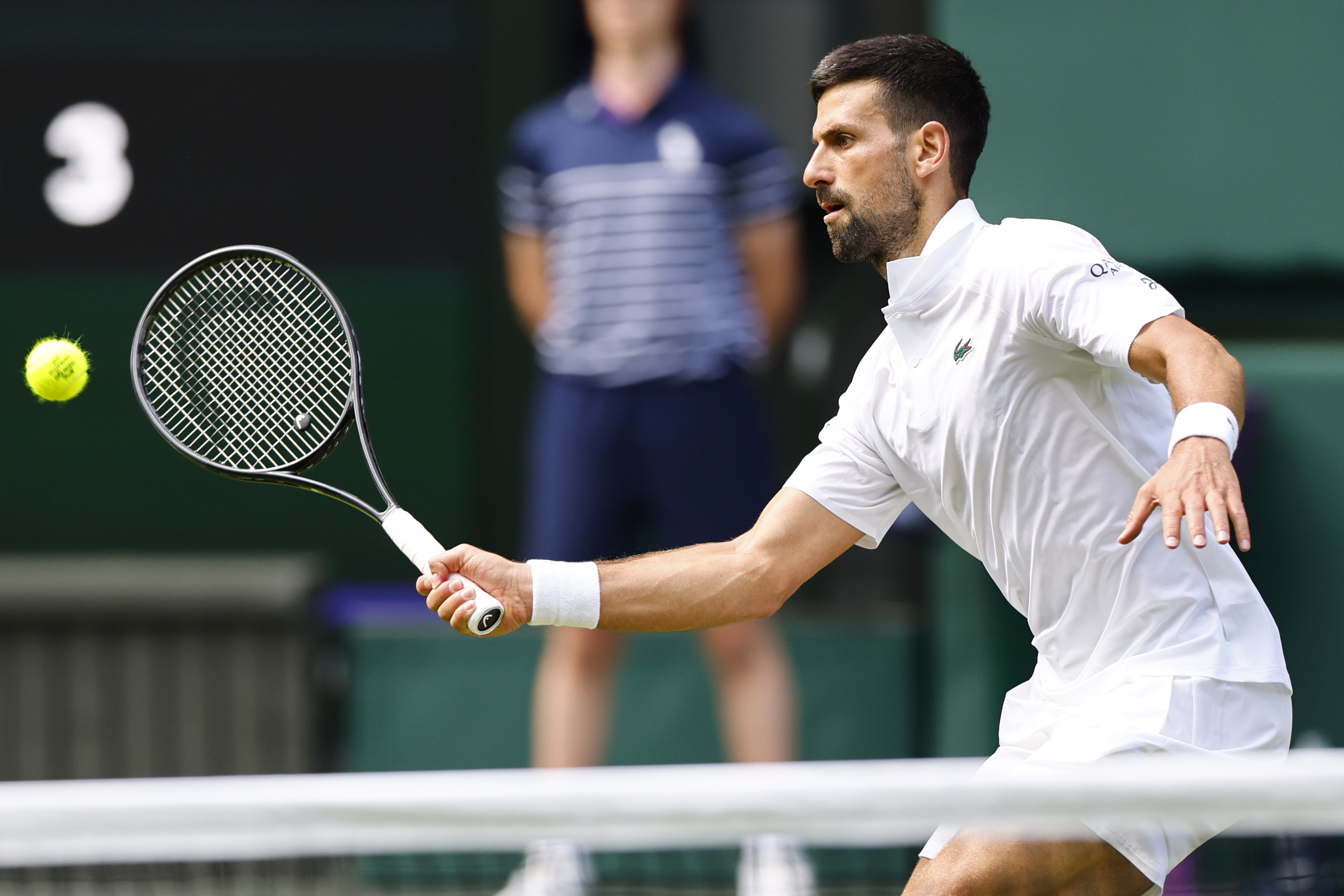 包含世界网球队强势意大利网球队，克耶高斯三分雨点燃全场的词条