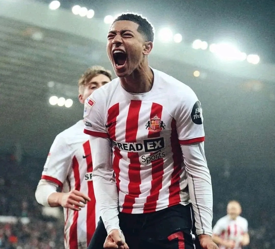 曼联客场大胜南安普顿，卢卡库梅开二度，曼联继续保持不败的简单介绍