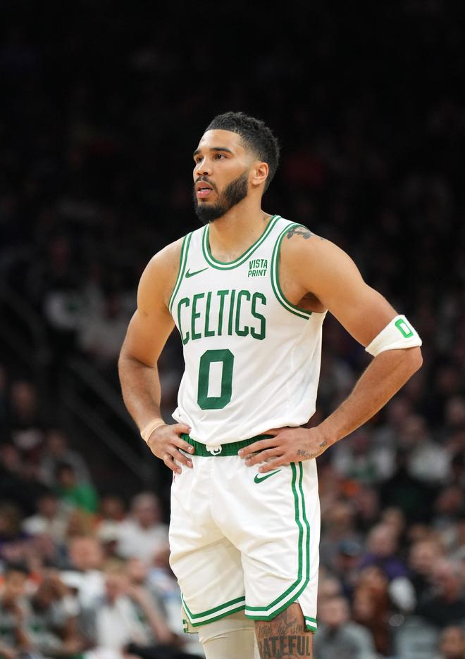 日本男篮强势凯尔特人，塔图姆送出助攻