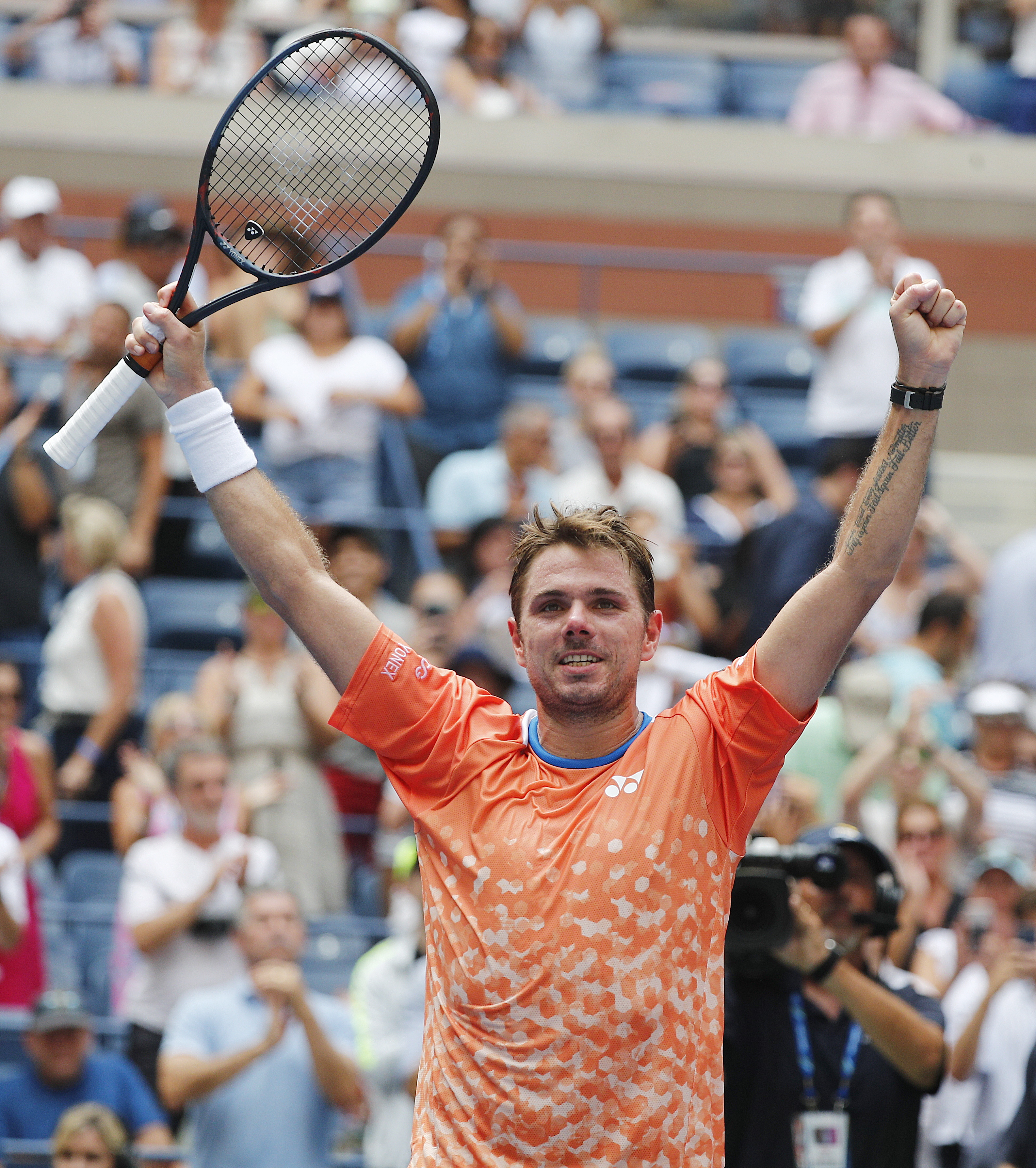 英国网球队逆转世界网球队,瓦林卡统治全场的简单介绍 英国网球队逆转世界网球队,瓦林卡统治全场的简单介绍