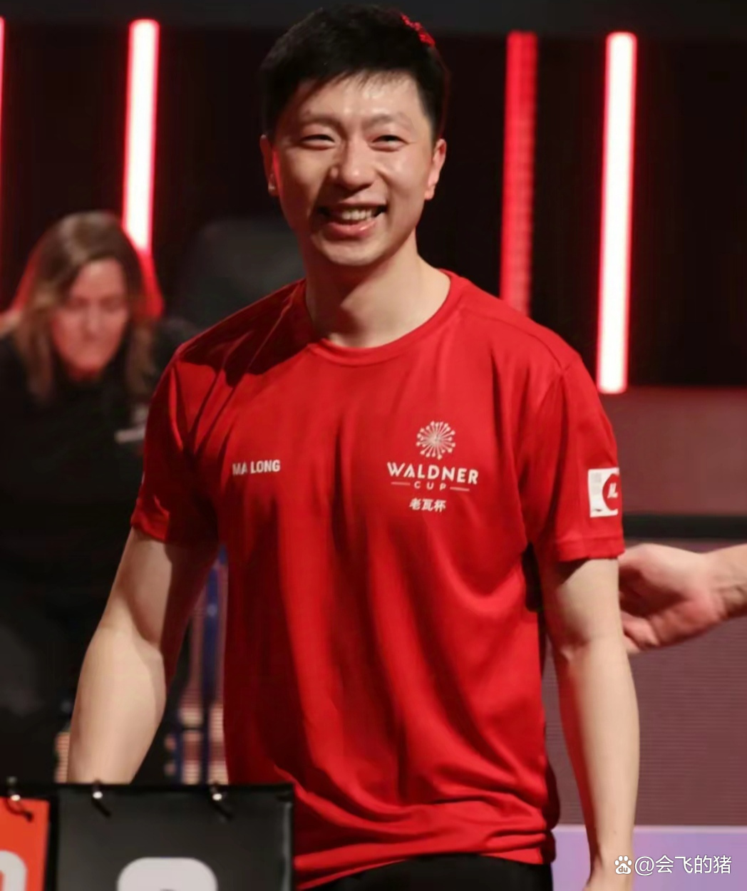 奥地利乒乓球队鏖战中国乒乓球队，奥恰洛夫惊艳世界的简单介绍