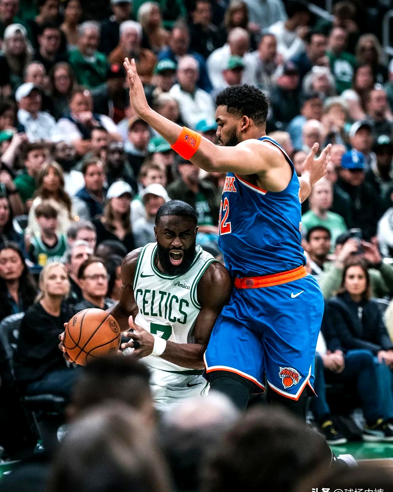 灰熊血洗凯尔特人B队，詹姆斯制霸全场的简单介绍