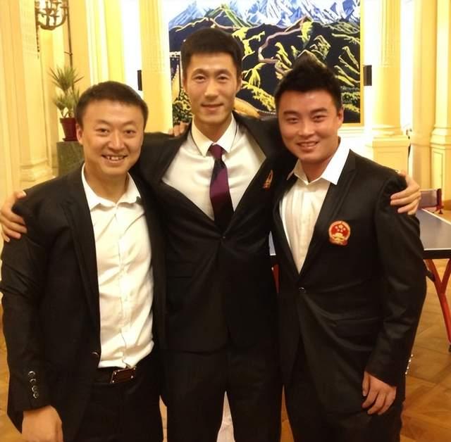 英格兰队鏖战韩国队，王皓扛起全队的简单介绍