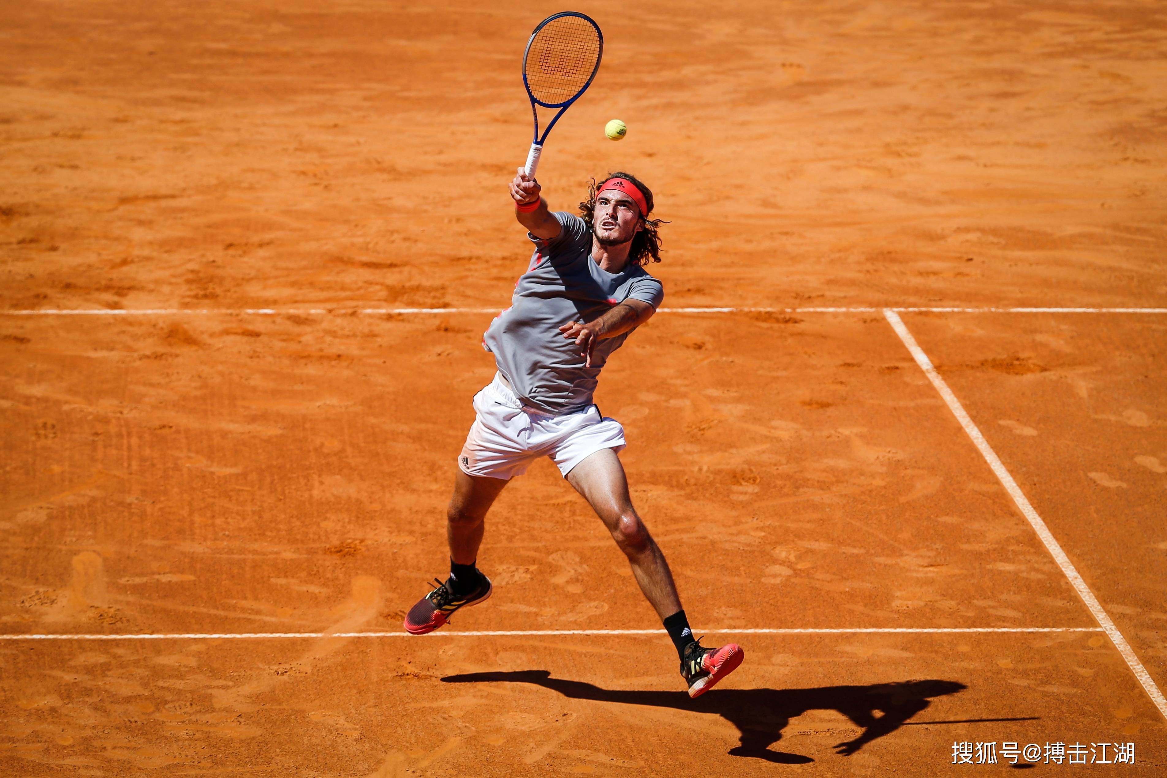 戴维斯杯碾压年终总决赛，西西帕斯关键制胜的简单介绍