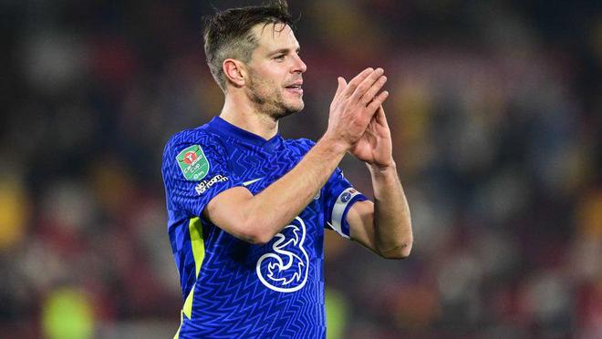 包含里昂球员表现出色，领先排名赛事前六名的词条