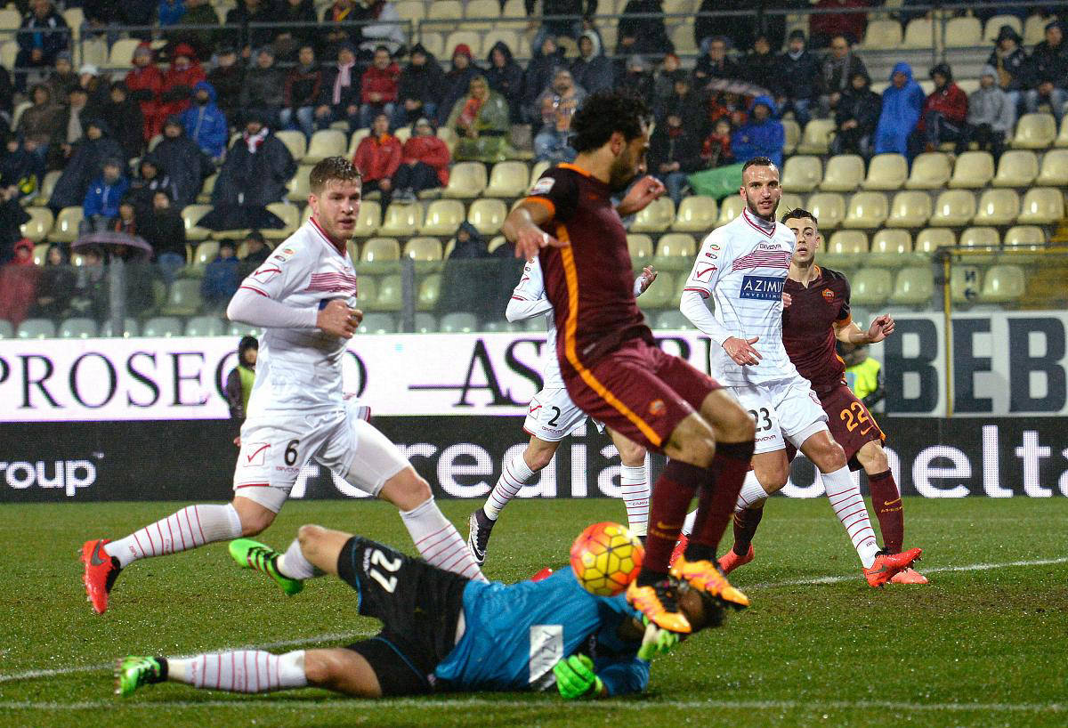 乌迪内斯主场取胜,保级希望重新点亮的简单介绍 乌迪内斯主场取胜,保级希望重新点亮的简单介绍