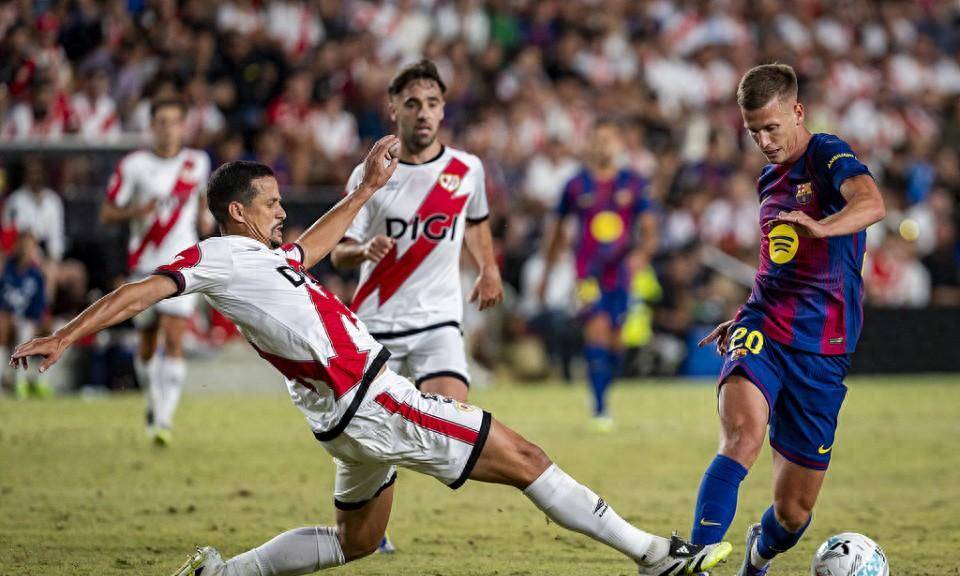 巴萨新援火线出战,助球队取得胜利 巴萨新援火线出战,助球队取得胜利