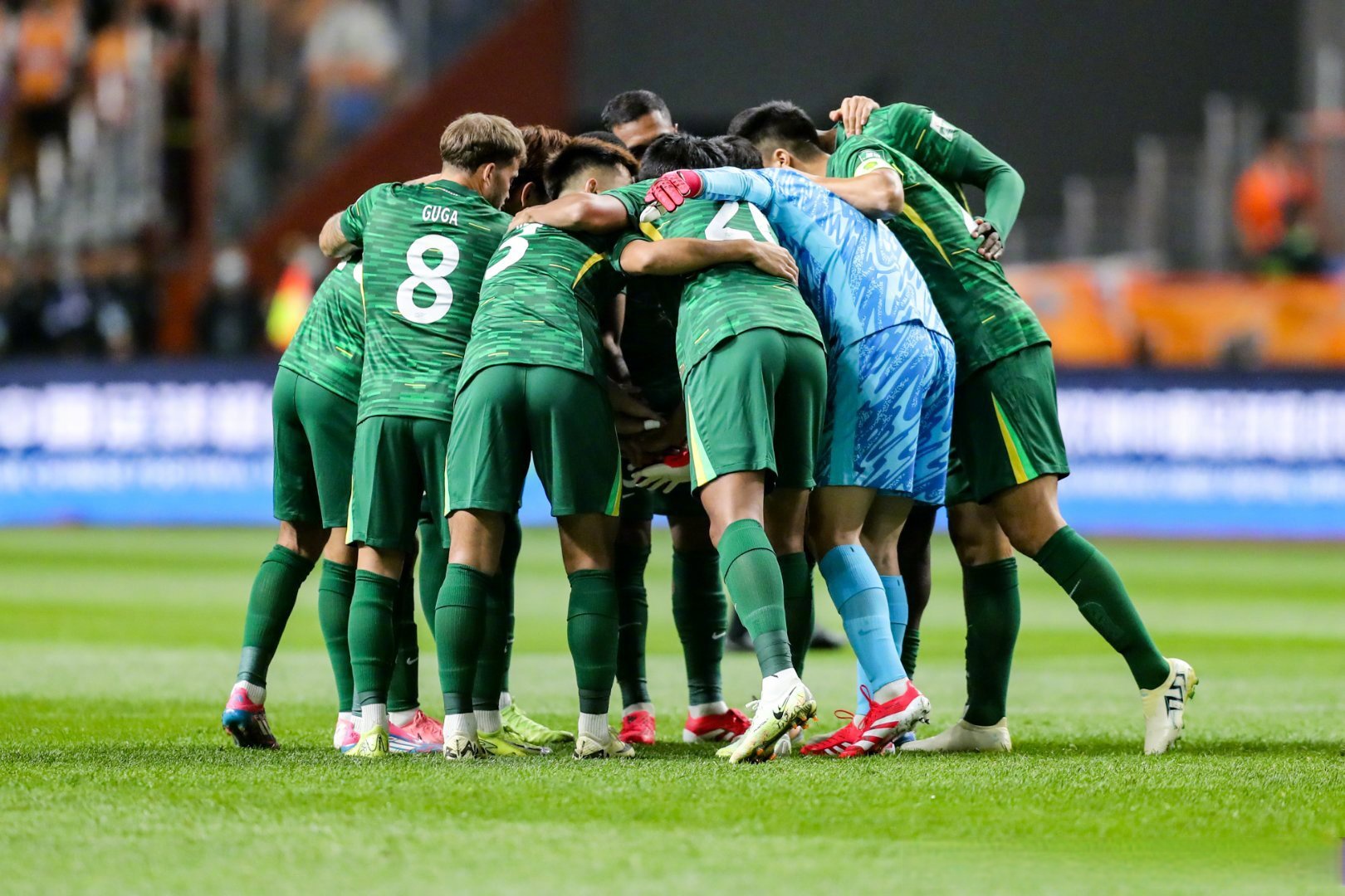 关于国内足球联赛精彩赛况：胜者笑逐颜开！的信息