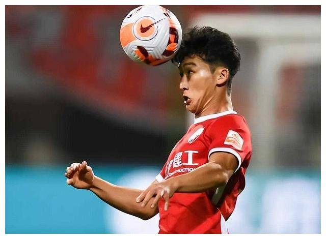 包含全北现代损失惨重，亚冠资格复仇之路需慎行的词条