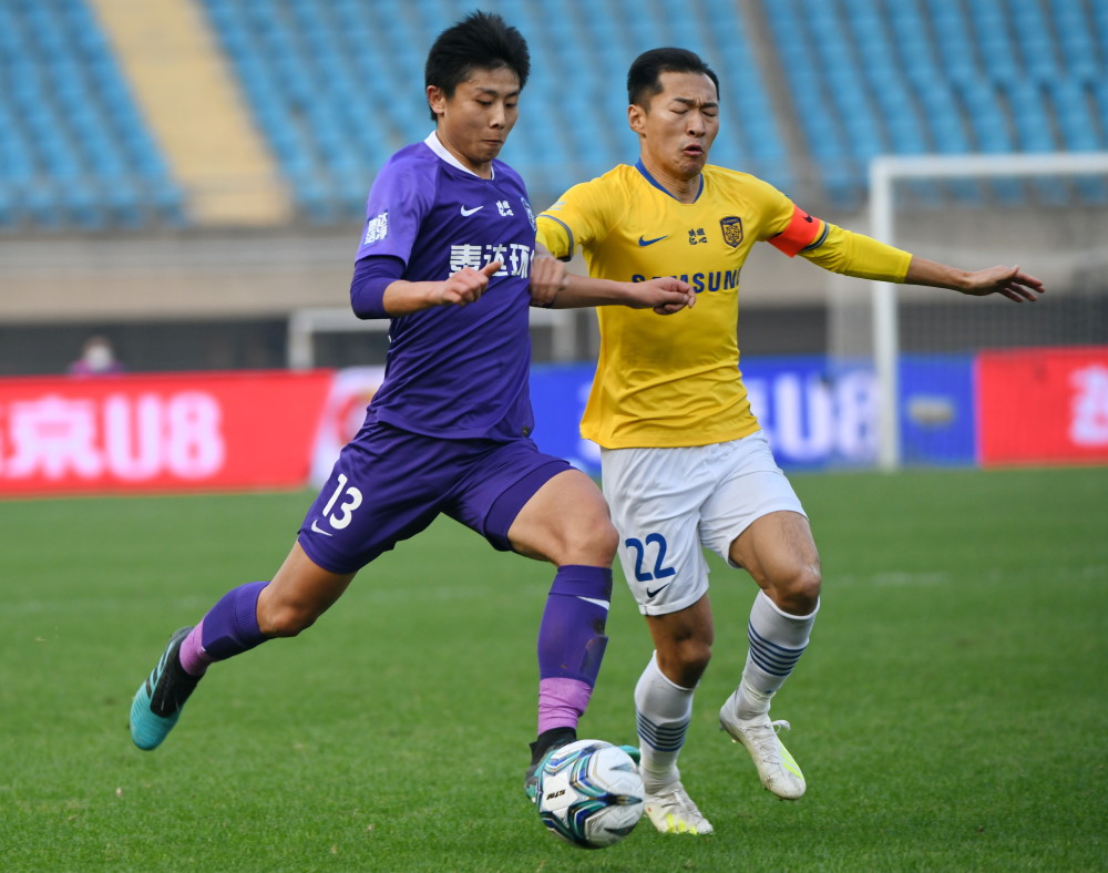 江苏苏宁队员受伤，教练组全力照顾球员康复的简单介绍