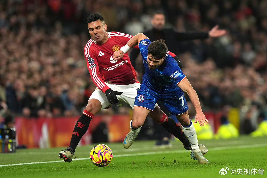 韩国逆转曼联，阿奎罗制霸全场