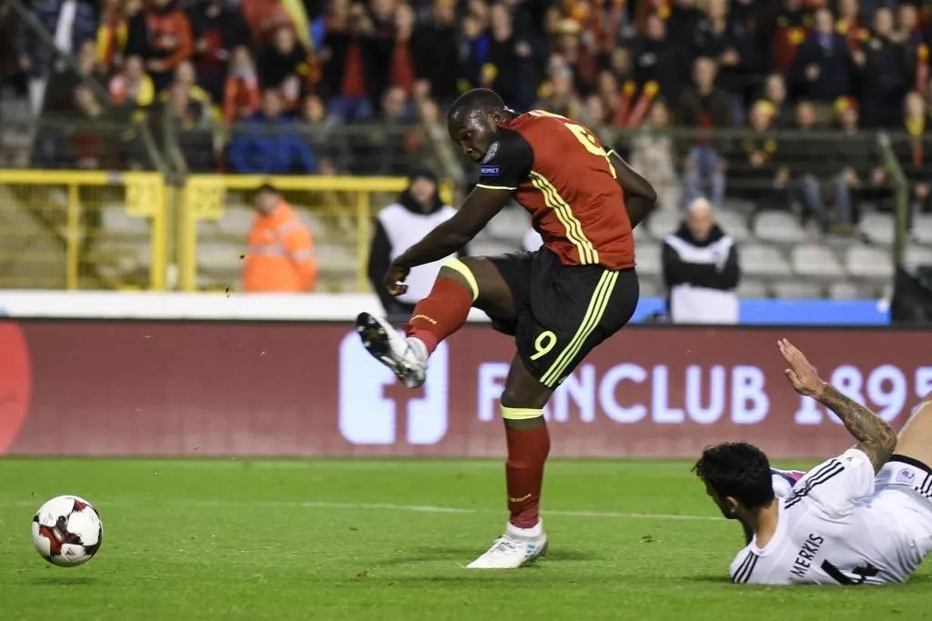 包含比利时横扫莱比锡红牛，罗本爆发神勇的词条