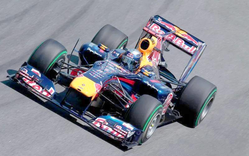 红牛二队力克雷诺车队，拉塞尔刷新纪录的简单介绍