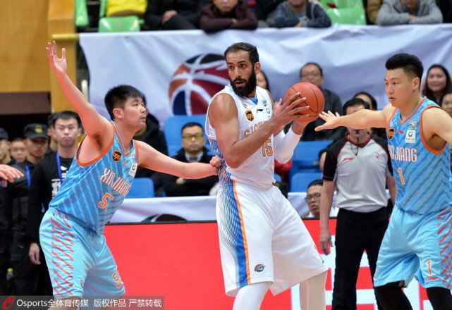 四川队险胜尼克斯，张镇麟带队取胜