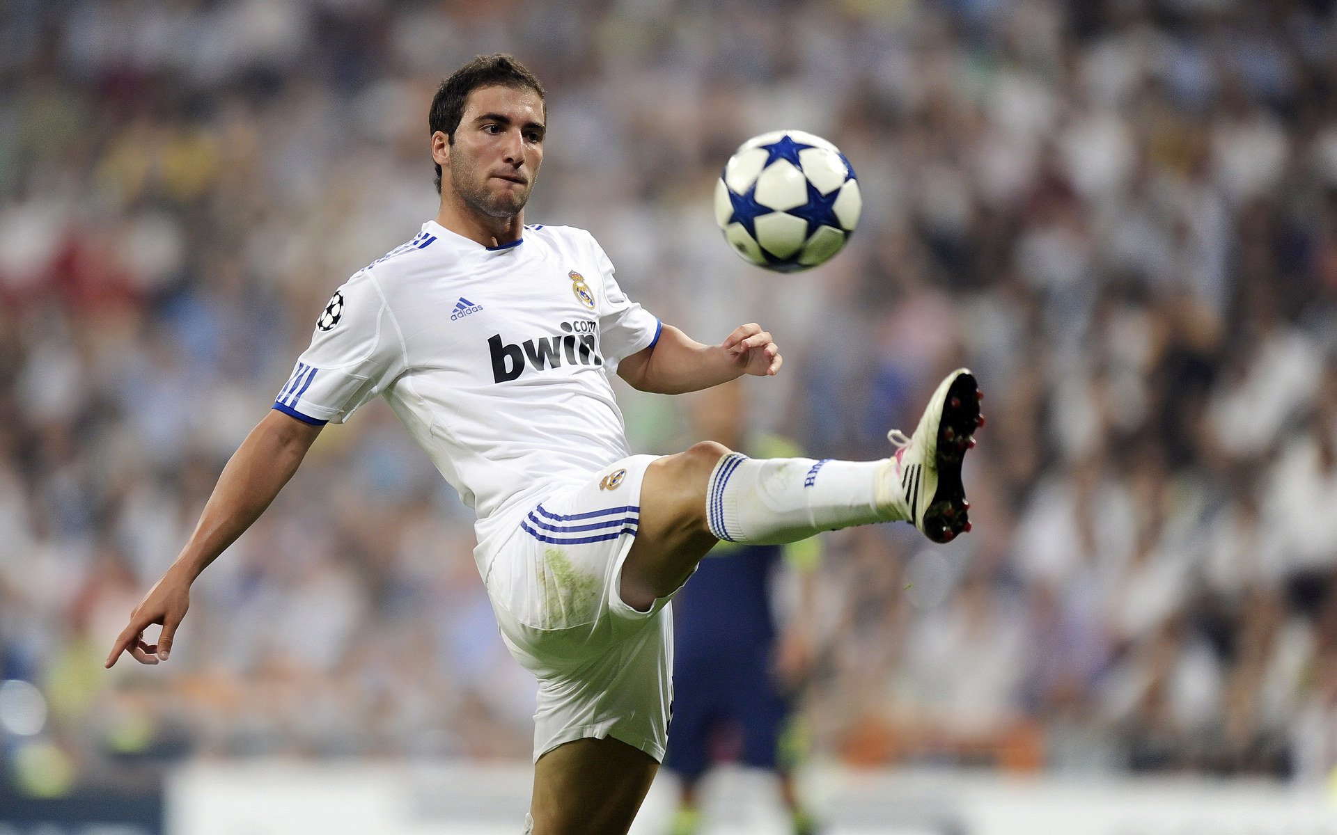 掌控节奏的艺术家，西亚卡姆引领广东冲垮山西